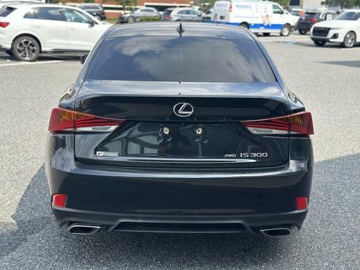 2019 Lexus IS 300 Base
