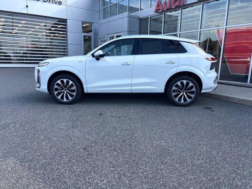 2026 Audi Q3 TFSI quattro S tronic