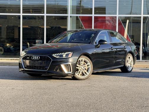 2022 Audi A4 45 S line Premium Plus