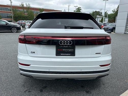 2025 Audi Q8 55 Premium Plus