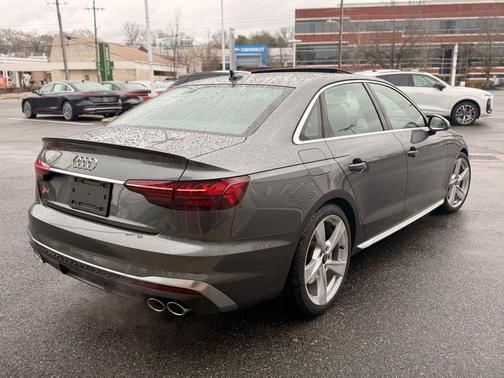 2024 Audi S4 Premium Plus TFSI quattro Tiptronic