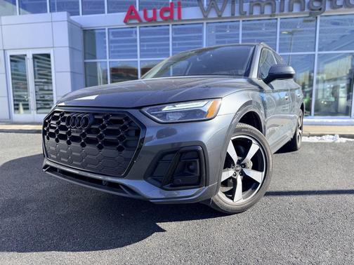2023 Audi Q5 45 S line Premium Plus