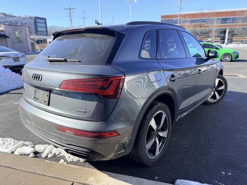 2023 Audi Q5 45 S line Premium Plus