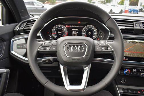 2024 Audi Q3 45 S line Premium Plus