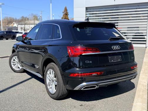 2022 Audi Q5 45 S line Premium