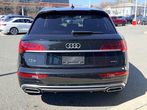 2022 Audi Q5 45 S line Premium
