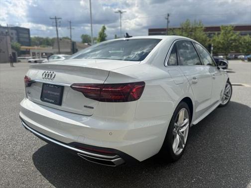2022 Audi A4 45 S line Premium Plus