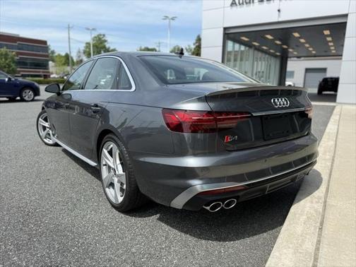 2023 Audi S4 Premium Plus TFSI quattro Tiptronic