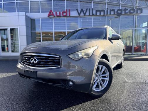 2011 INFINITI FX35 Base