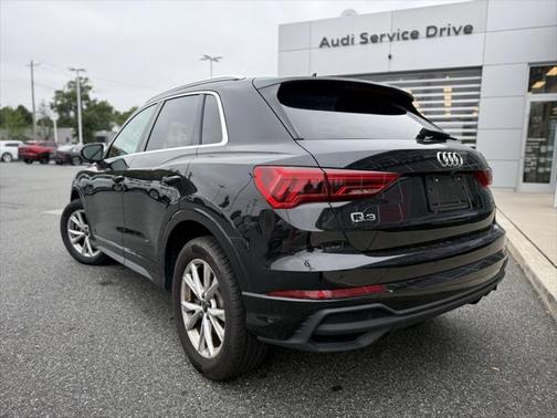 2024 Audi Q3 Premium 45 TFSI S line quattro Tiptronic