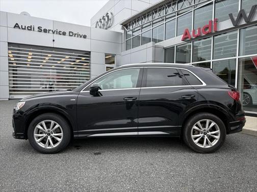2024 Audi Q3 Premium 45 TFSI S line quattro Tiptronic
