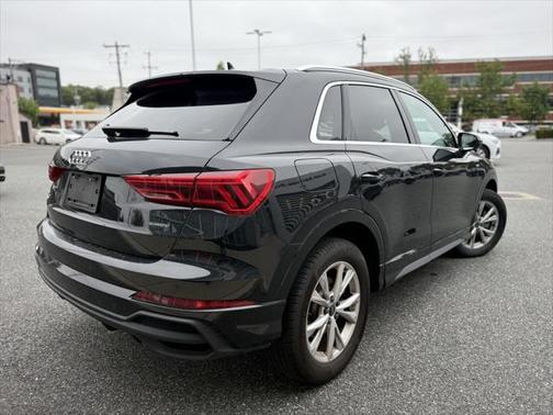 2024 Audi Q3 Premium 45 TFSI S line quattro Tiptronic