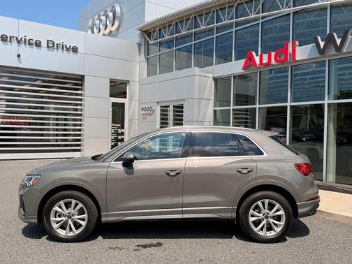 Chronos Gray Metallic 2025 Audi Q3 Premium 45 TFSI S line quattro Tiptronic