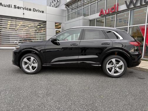 2025 Audi Q5 Premium Plus TFSI quattro S tronic