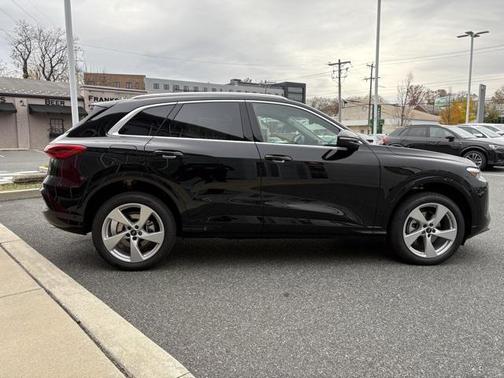 2025 Audi Q5 Premium Plus TFSI quattro S tronic