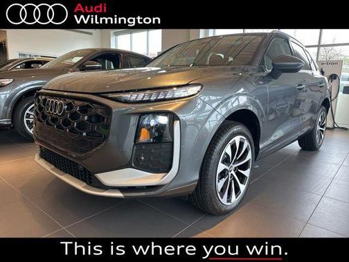 Daytona Gray Pearl Effect 2026 Audi Q3 TFSI quattro S tronic