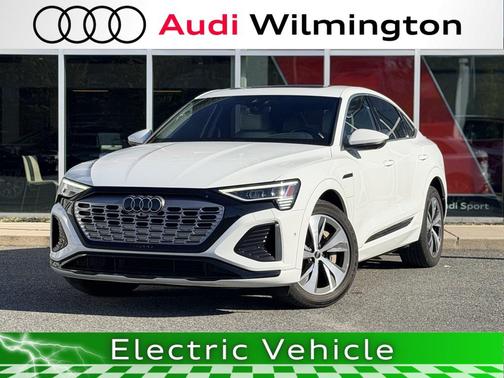 2024 Audi Q8 e-tron Premium Plus