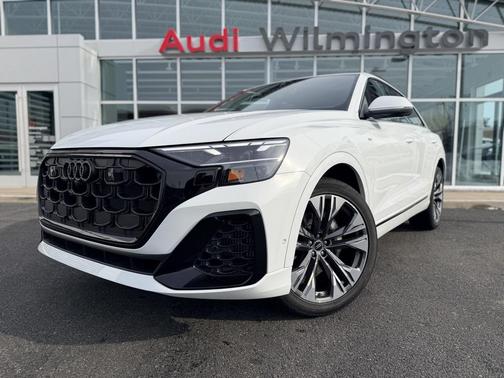 2025 Audi Q8 55 Premium Plus