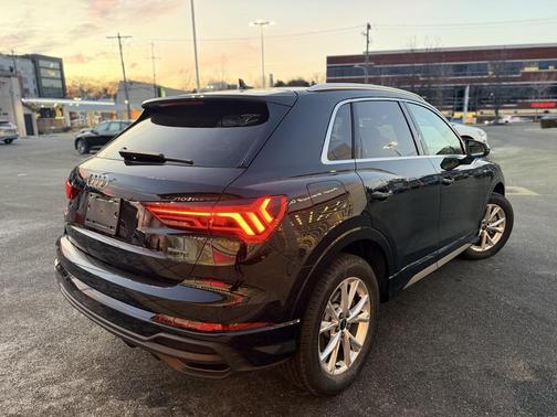 2025 Audi Q3 45 S line Premium Plus