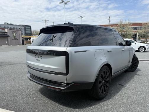 2023 Land Rover Range Rover P400 SE