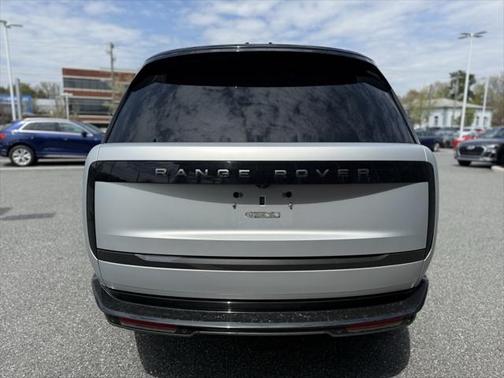 2023 Land Rover Range Rover P400 SE
