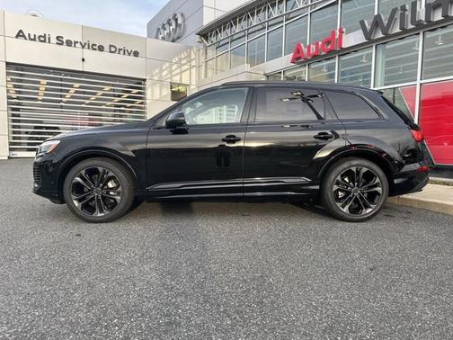 2026 Audi Q7 55 Premium Plus