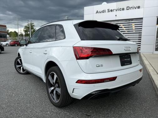 2022 Audi Q5 45 S line Premium Plus