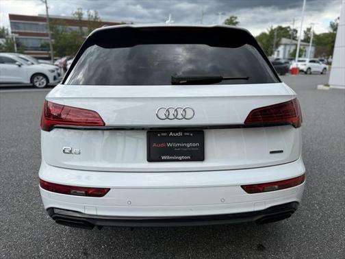 2022 Audi Q5 45 S line Premium Plus