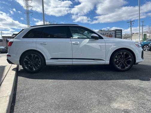 2026 Audi Q7 55 Prestige