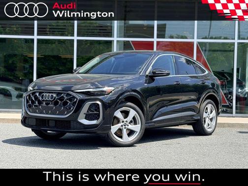 Mythos Black Metallic 2025 Audi Q5 Premium Plus TFSI quattro S tronic