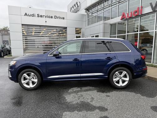 2022 Audi Q7 55 Premium