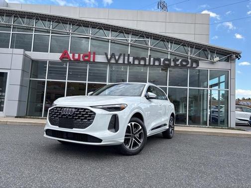 2025 Audi Q5 Premium