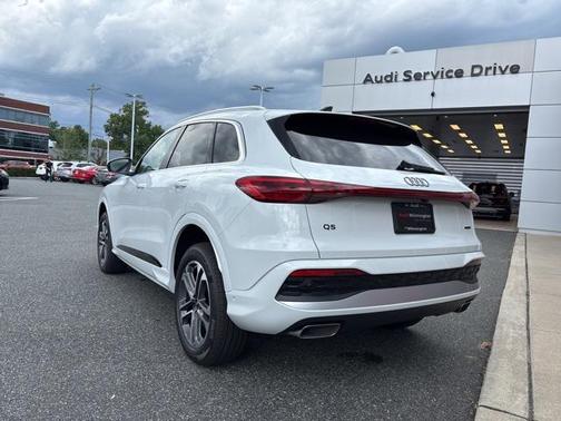 2025 Audi Q5 Premium