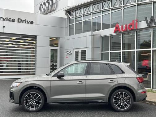 2023 Audi SQ5 3.0T Premium Plus
