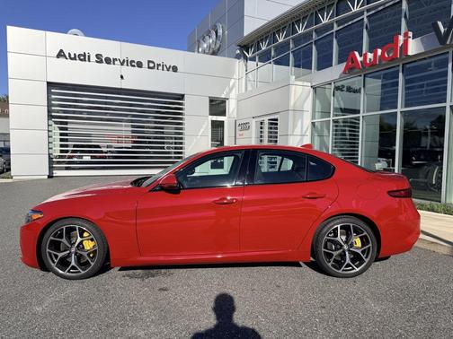 2018 Alfa Romeo Giulia Ti Sport