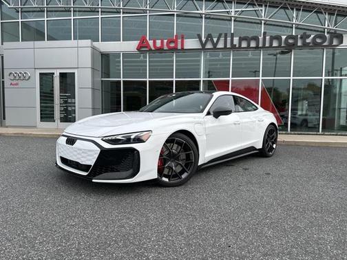 2025 Audi RS e-tron GT performance