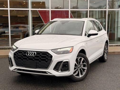 2024 Audi Q5 45 S line Premium Plus