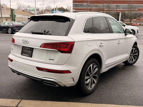 2024 Audi Q5 45 S line Premium Plus