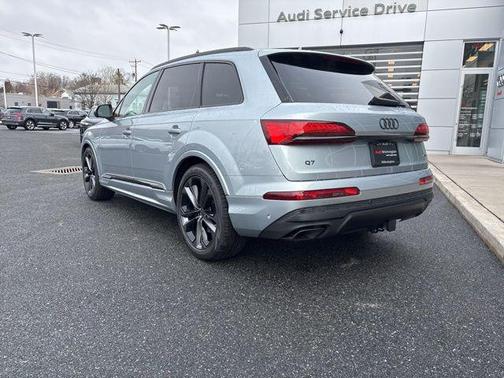 2026 Audi Q7 55 Premium Plus