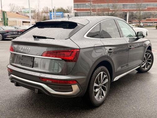 2023 Audi Q5 45 S line Premium Plus