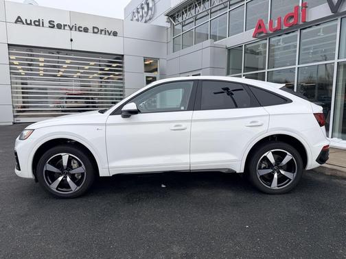 2023 Audi Q5 45 S line Premium Plus