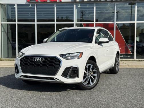 2024 Audi Q5 45 S line Premium Plus