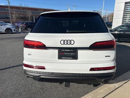 2026 Audi Q7 55 Premium Plus