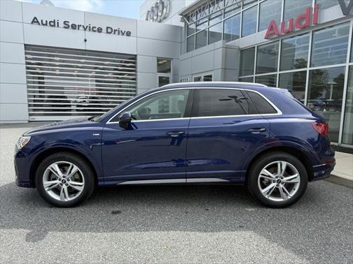 2023 Audi Q3 45 S line Premium Plus