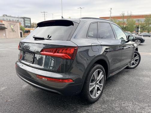 2020 Audi Q5 45 Premium Plus