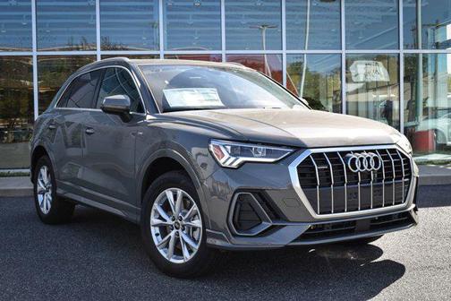 2024 Audi Q3 45 S line Premium Plus
