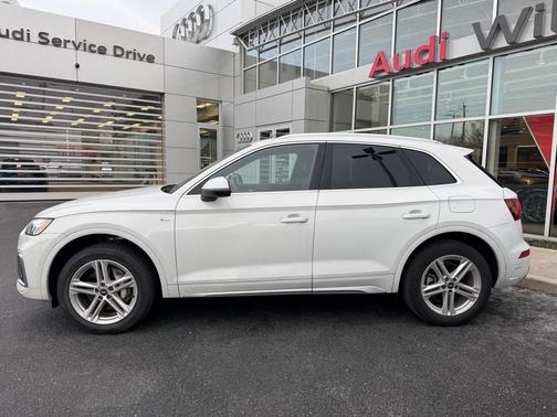 2023 Audi Q5 e 55 S line Premium Plus