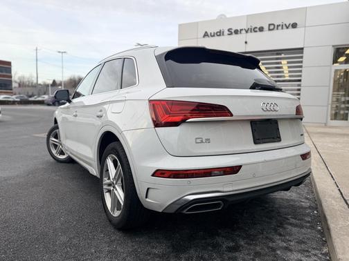2023 Audi Q5 e 55 S line Premium Plus