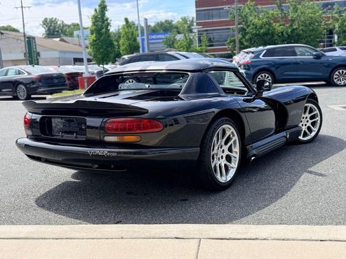 Black 1995 Dodge Viper RT/10