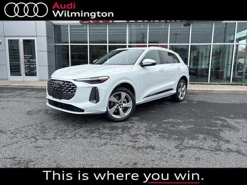 Glacier White Metallic 2026 Audi Q5 Premium Plus TFSI quattro S tronic